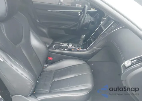 2017 Infiniti Q60 3.0T Red Sport 400 из США, поврежденный, VIN JN1FV7EL6HM700765